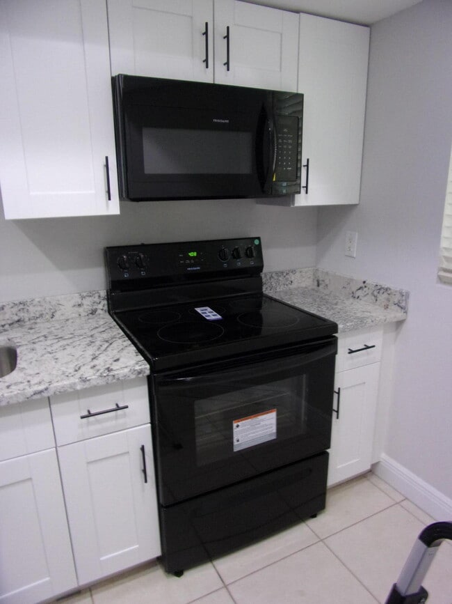 Photo - 1505 SE Royal Green Cir Unit U-203