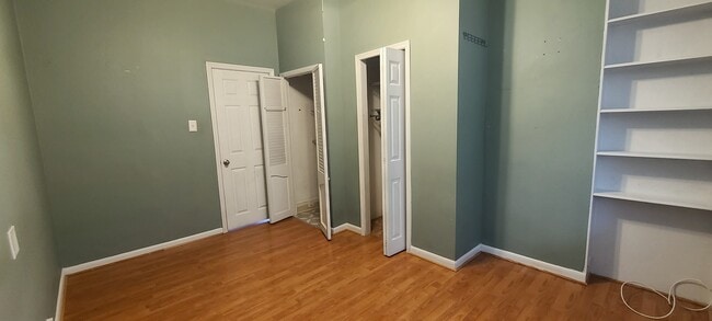 Dormitorio - 7414 Montour St Unidad A