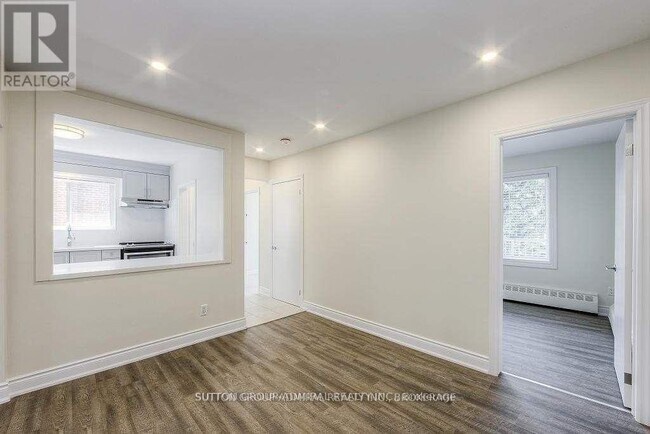 Photo - 77 Garthdale Ct Unit 2