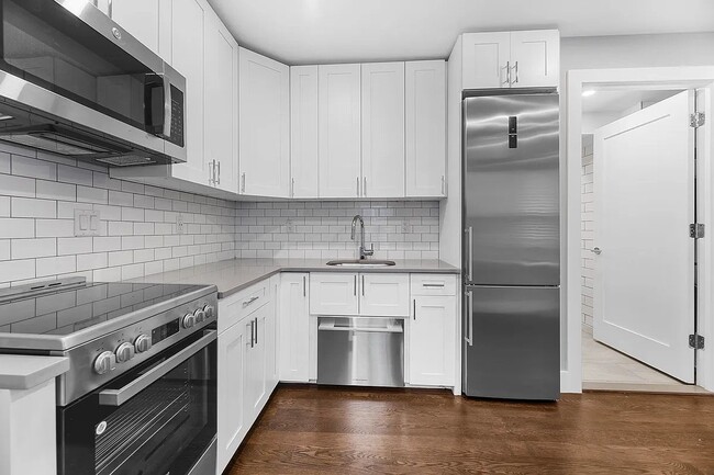 Photo - 153 E 26th St Unidad 5B