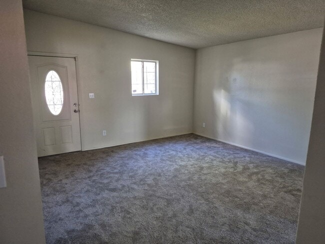 Photo - Nice 2 bedroom in historic district!