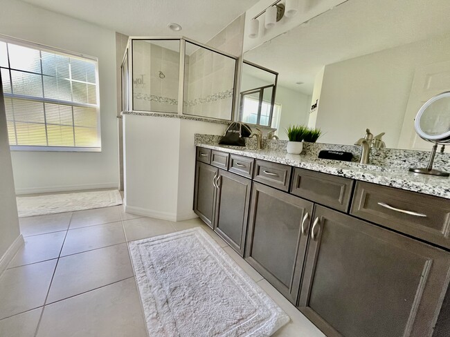 Photo - 342 Parkview Dr