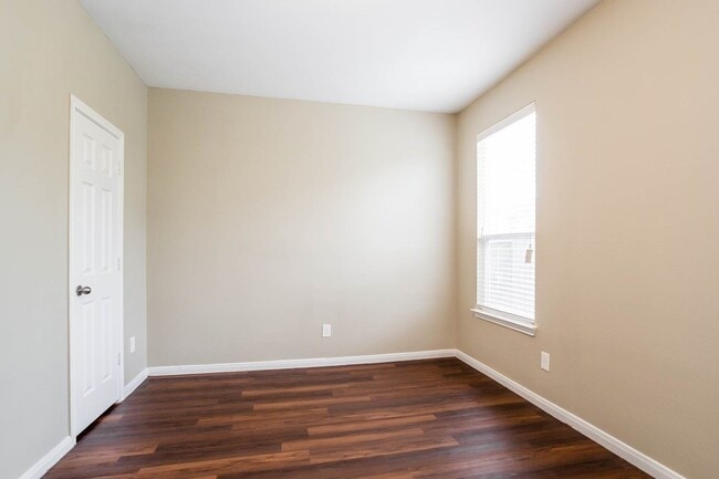 Photo - 1010 Doubletree Glen Dr