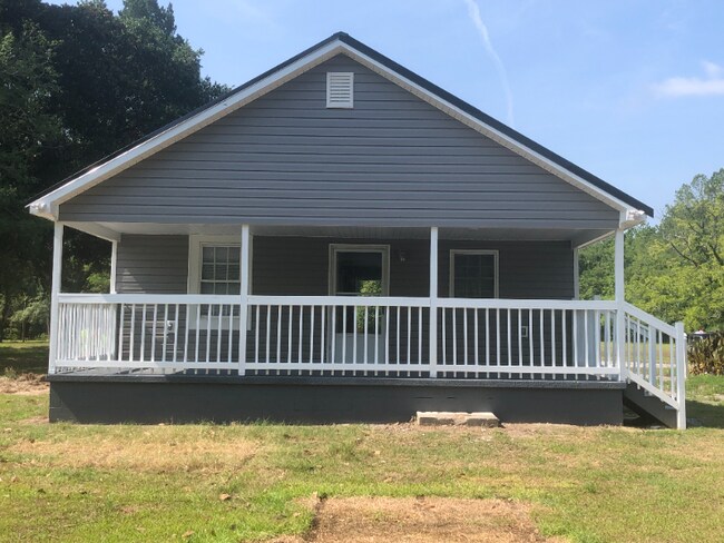 Photo - 381 Big Hill Rd