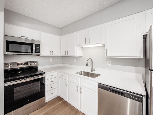 Photo - 7950 Harmill Dr