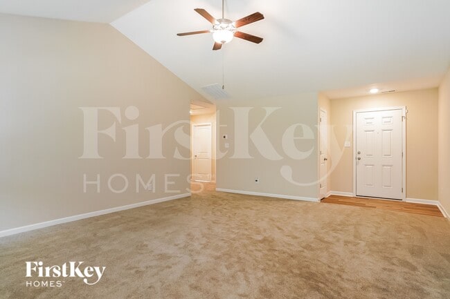 Photo - 90 Voyage Cir