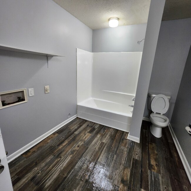 Photo - 139 Hendricks Blvd Unidad 6