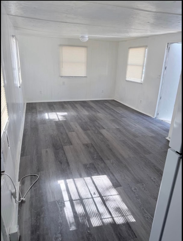 Photo - 215 Weeks Rd