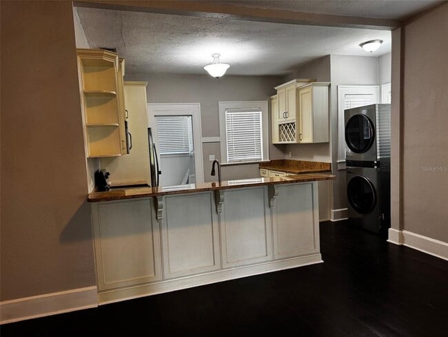 Photo - 403 S Albany Ave