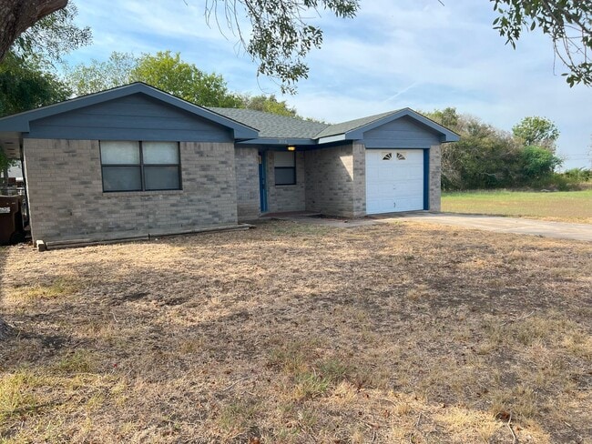 Photo - 306 Sun Flower Dr