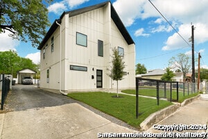 Building Photo - 419 Porter St Rental