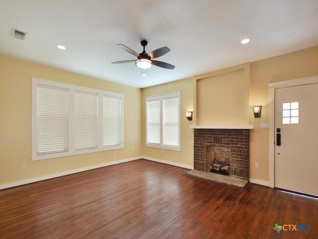 Photo - 112 S Cypress Ave