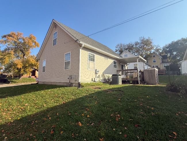 Photo - 3602 E 5th St