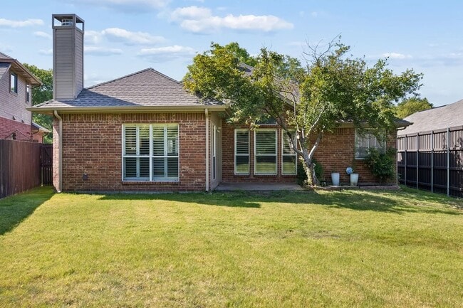 1833 Melton Dr
