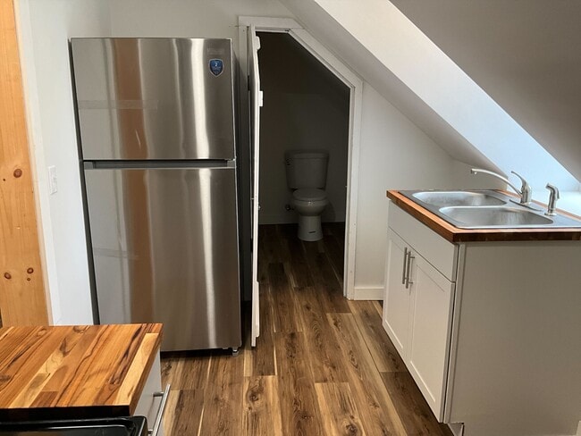 Photo - 8 Woodland Ct