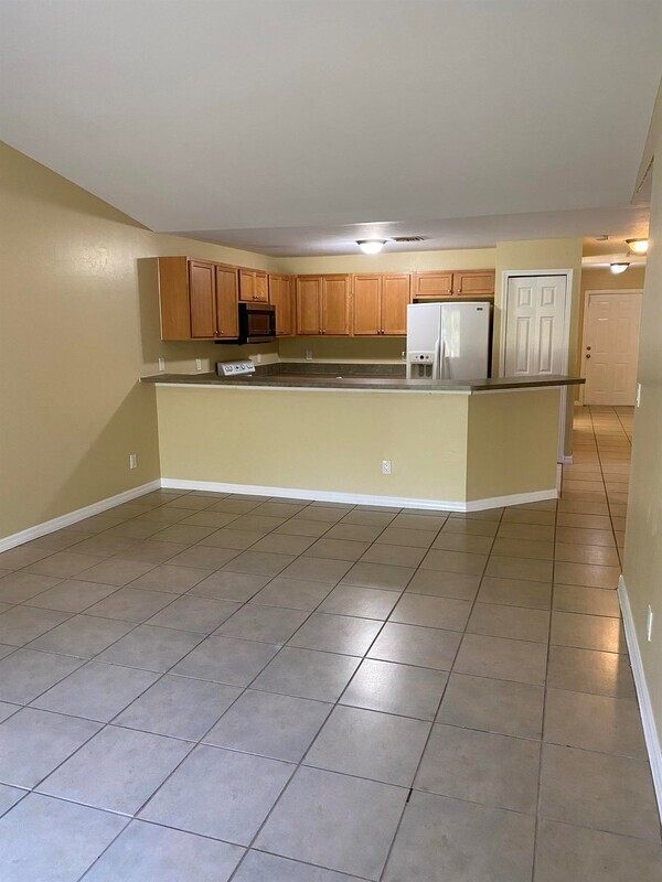 Photo - 2410 Churchill Ave N Condo Unit 2410