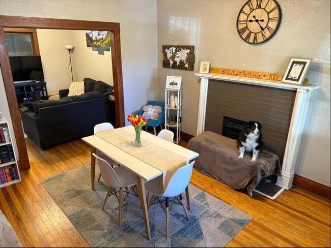 Photo - 371 S Franklin St House