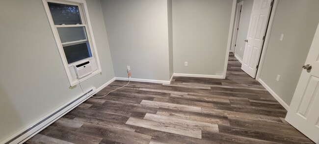 Photo - 78 Town Hill Ave