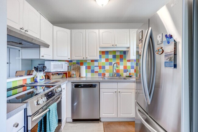 Photo - 1032 N Fletcher Ave Unidad SI ID1545987P