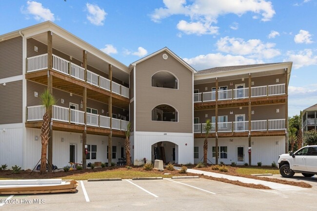 Building Photo - 400 Lighthouse Ln Unit C3