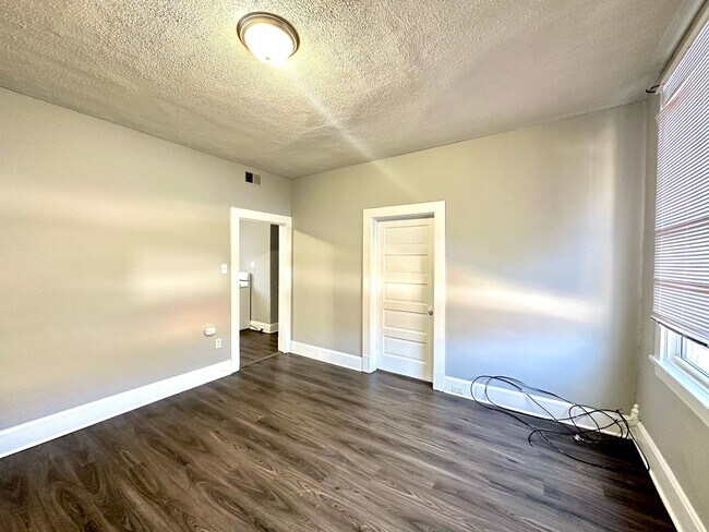 Photo - 2340 LaPlace Street Unit #2