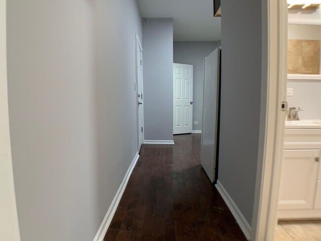 Photo - Updated Studio in Prime Logan Square Location Unidad #7-B