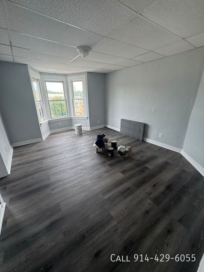 Building Photo - 7 Summit St Rental