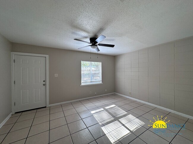 Photo - Quaint 2 Bedroom Unit in Fort Walton Beach