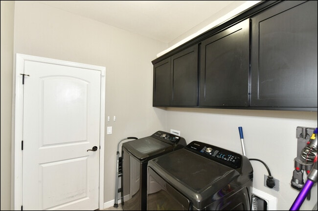 Photo - 13187 Borwick Rd