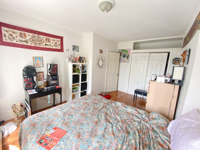 Photo - 1352 Herkimer St Unidad #1