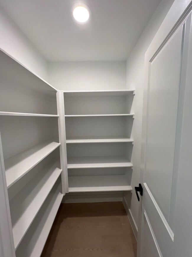 Photo - 4414 Elmwood St Unit A