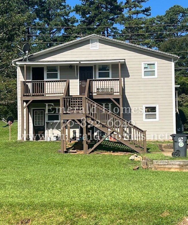 Building Photo - !!!WARNING: AVOID SCAMS CONFIRM RENTAL AT ... Unit C
