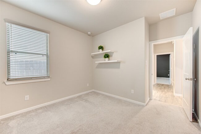 6022 Bristol Spur Ln