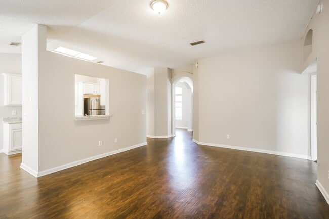 Photo - 6621 Delta Post Dr W