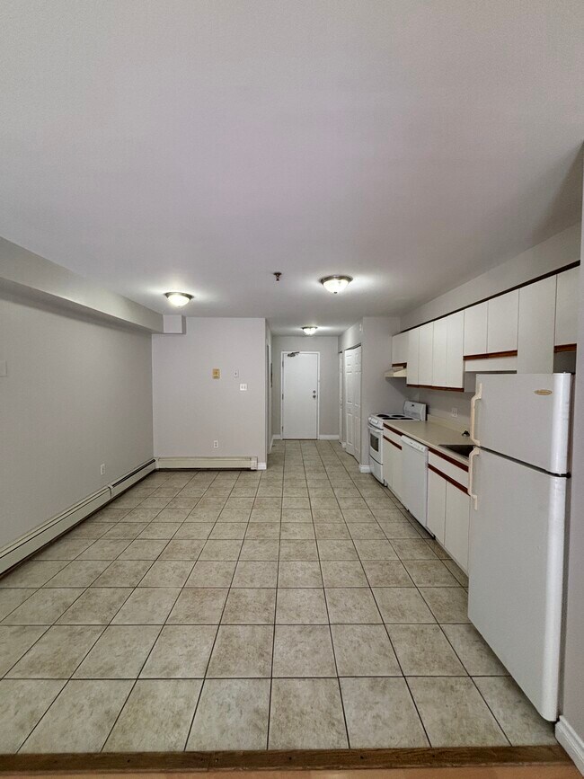 Photo - 3034 Windsor St Unit 102