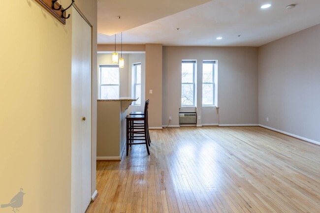 Photo - Spacious Two Bedroom Off 14th St. Corridor!
