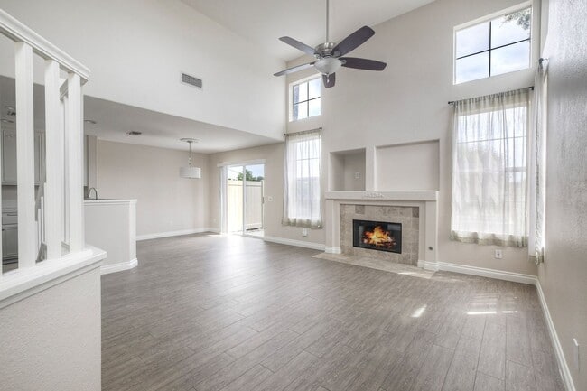 Photo - 3Bed/2.5Bath in Alacima Community~ Los Alamos