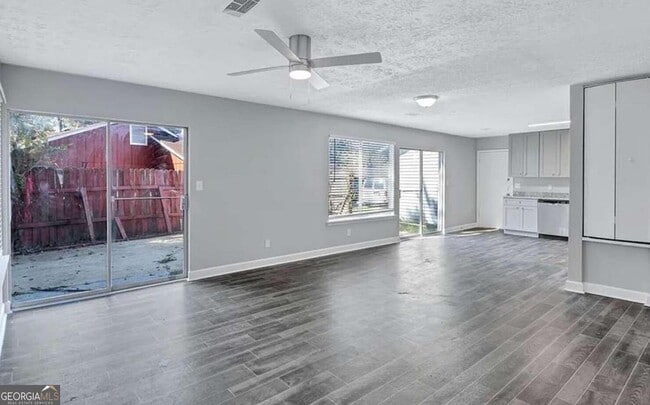 Photo - 3150 Cadiz Cir