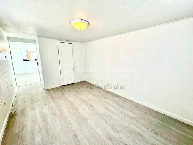 Photo - 2305 27th St Unit Rear
