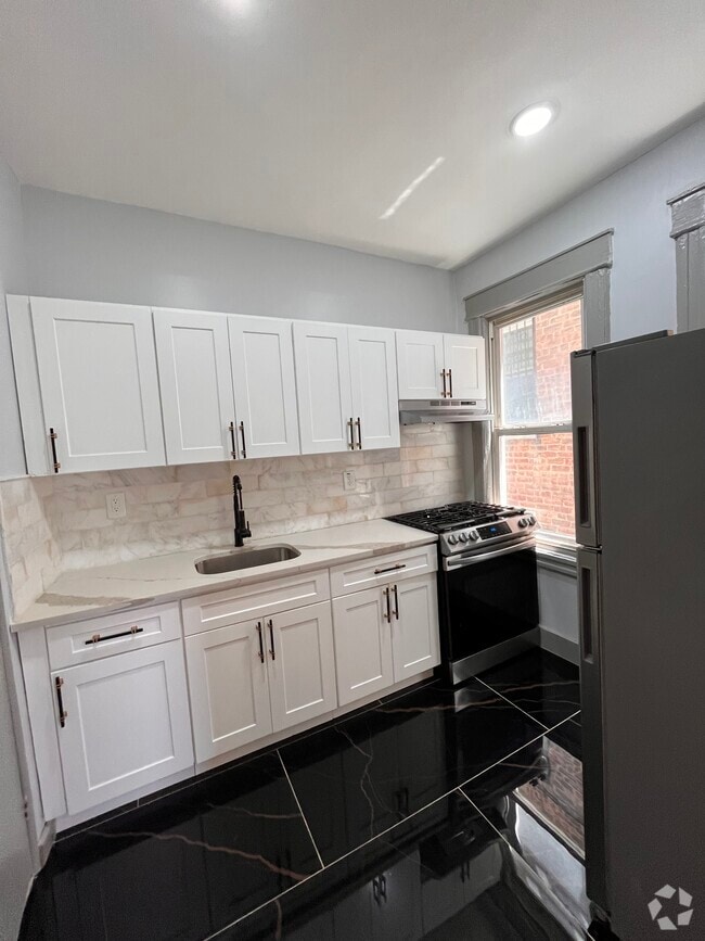 Building Photo - 156 Wegman Pky Unit 1 Rental