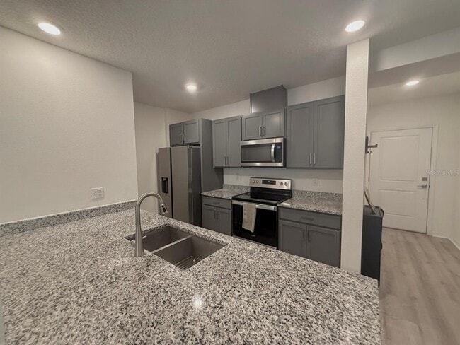 Photo - 710 Stoney Pointe Cir