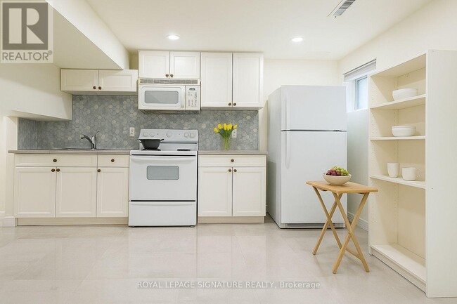 Photo - 77 Wheelwright Dr