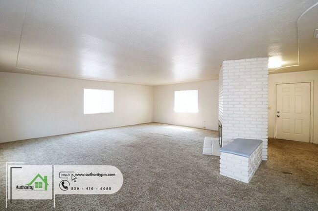 Photo - 1830 Rosaline Ave