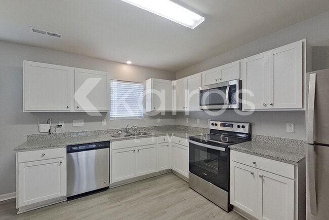 Photo - 2476 Whirlwind Ln