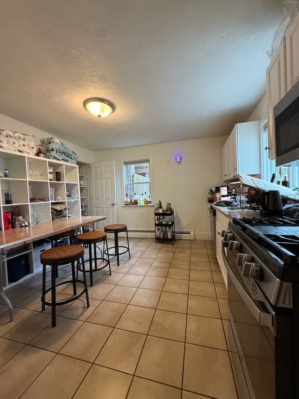 Building Photo - 235 Charles St