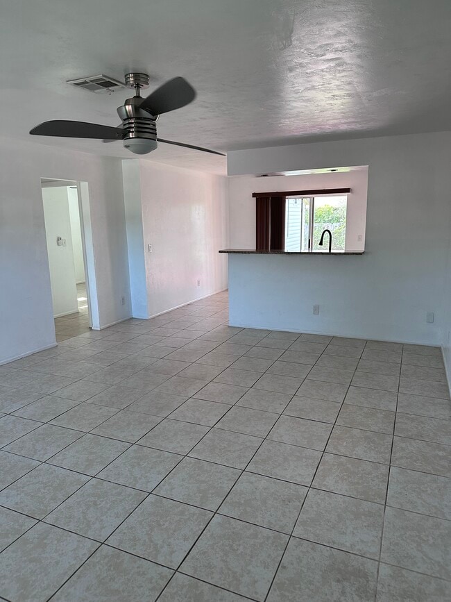 Building Photo - 4474 Frankie Ct Unit 4474
