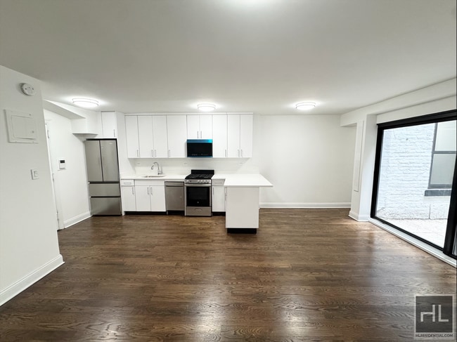 EAST 72 STREET
