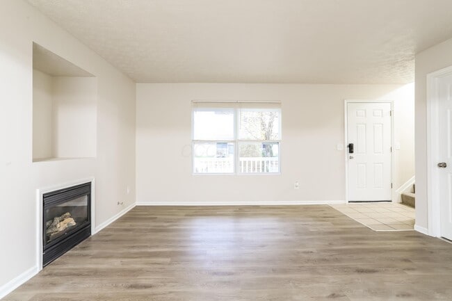 Photo - 2670 Patrick Henry Ave