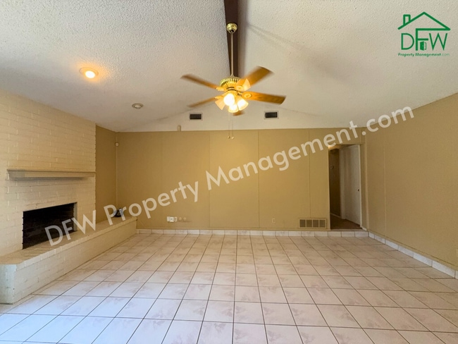 Photo - Charming 3-Bedroom Home with Fenced Backyard & Fireplace in Arlington!