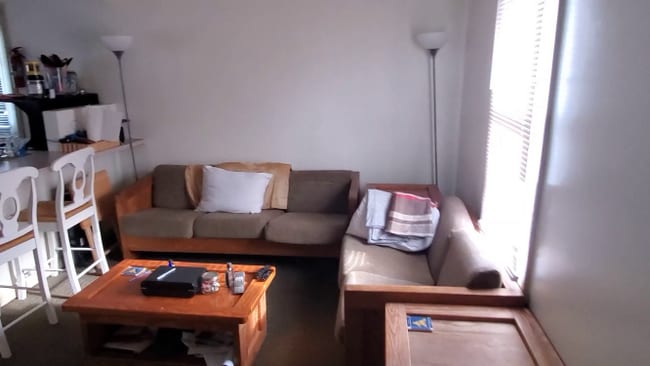 Living Room - 100 7th St Unit B